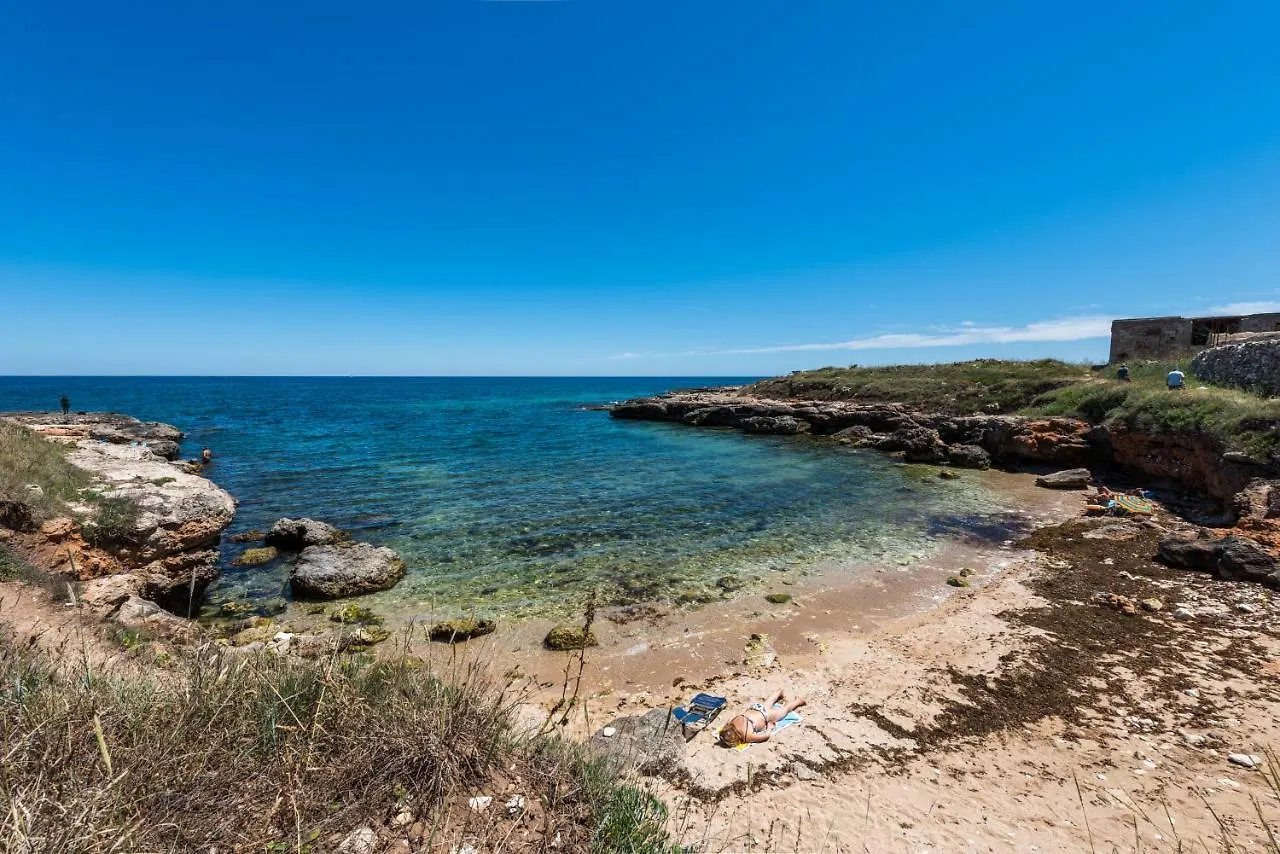 Case de vacanță Lussy Beach House Rifugio Sul Mare Casatuabari